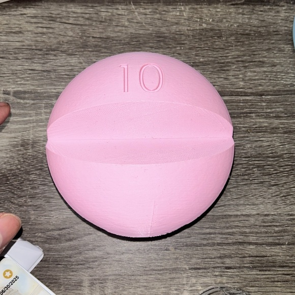 PINK 10 OXY 3D Sculpture PROP PILL DECORATION. MADE IN SHOP 3D PRINT - Picture 2 of 3